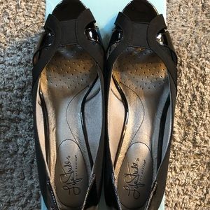 NEW Life Stride Heels